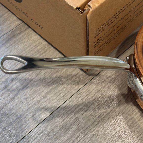 MAUVIEL M'150s 1.9 qt. Saucepan & Lid - Picture 6 of 7